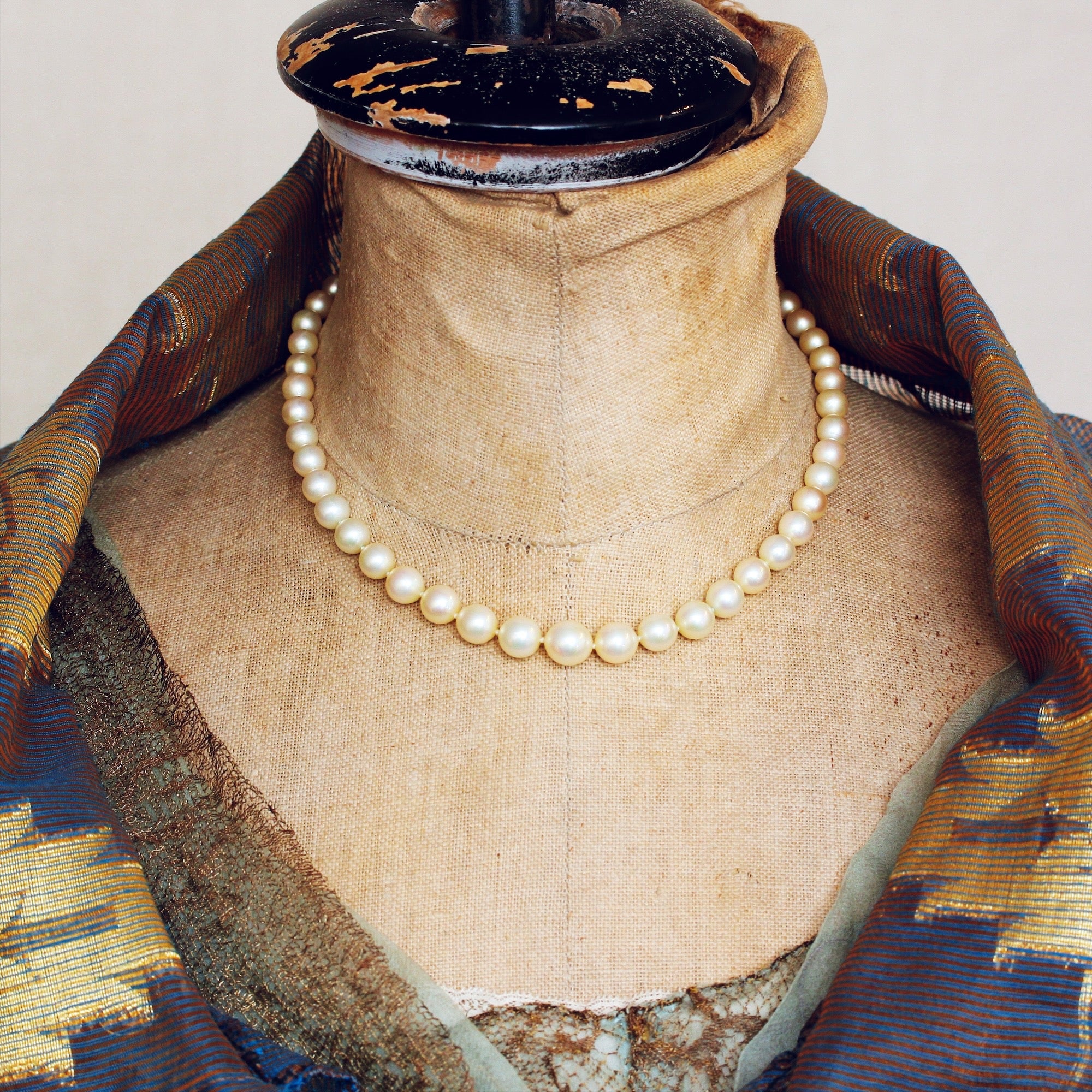 Lovely Quality Vintage Faux Pearl Necklace Fetheray