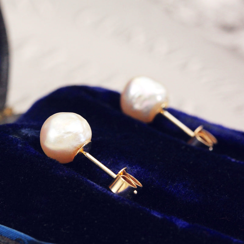 Vintage Freshwater Pearl Stud Earrings on 9ct Gold