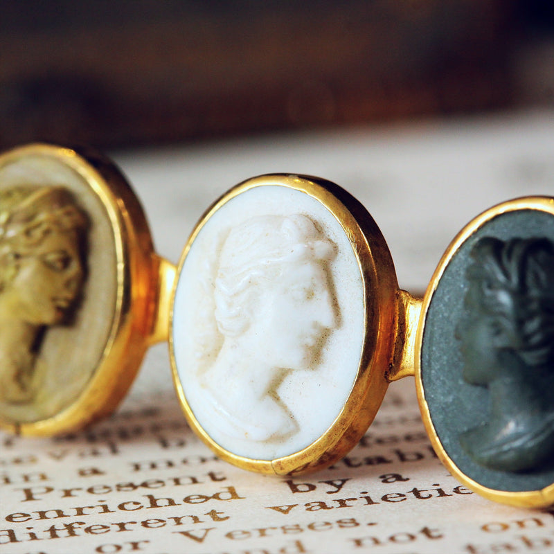 Victorian Pompeii Souvenir Lava Brooch in 15ct Gold