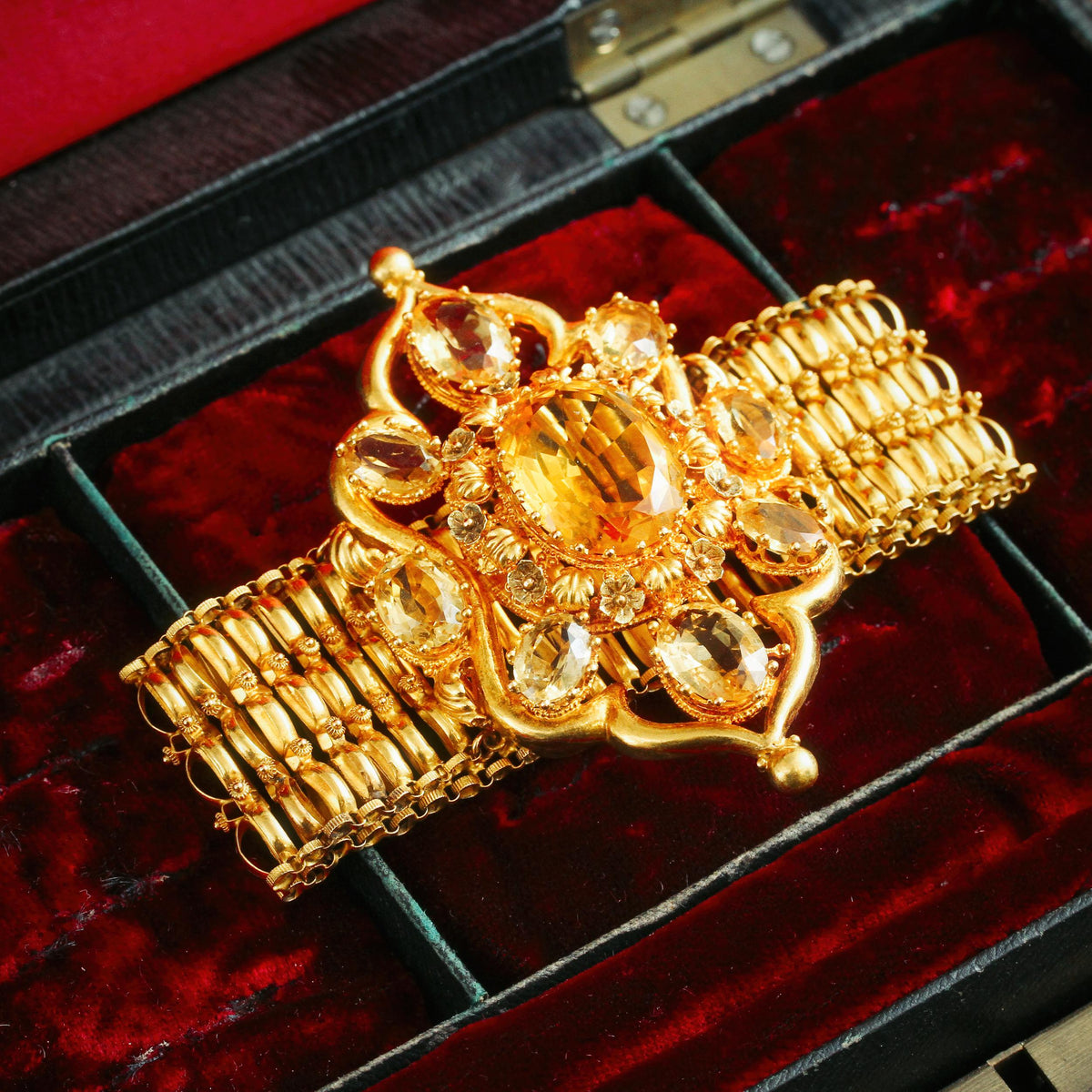 Antique Continental 18ct Gold Citrine Bracelet