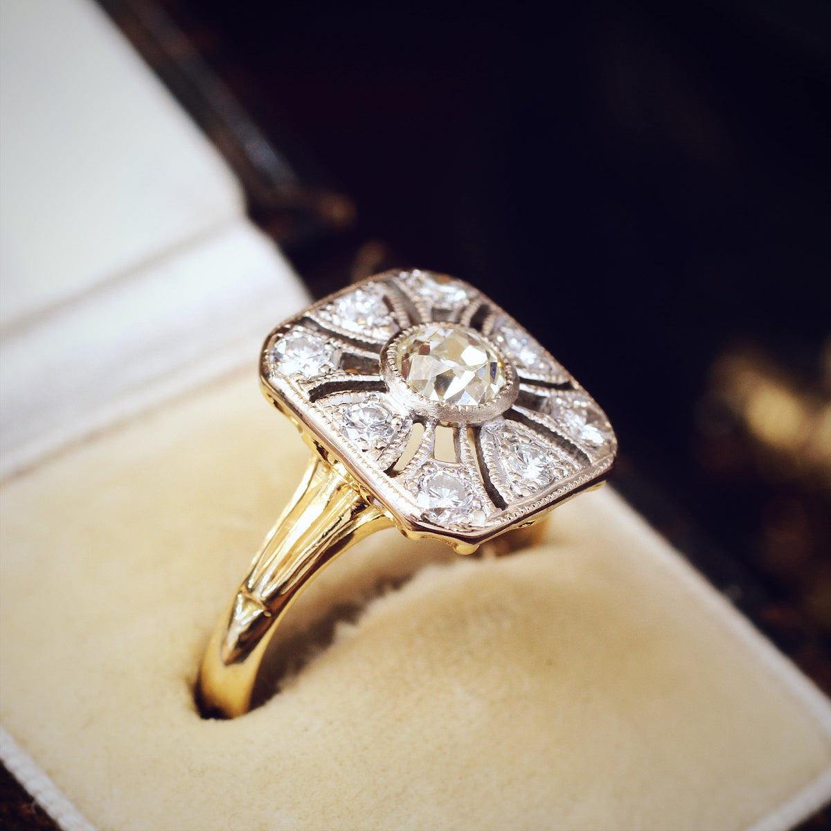 Vintage Art Deco Diamond Panel Ring