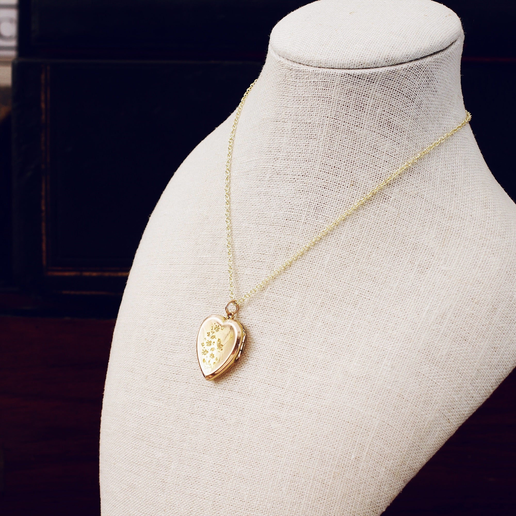 Mother's Day Gift Guide: The Best Modern And Antique Lockets