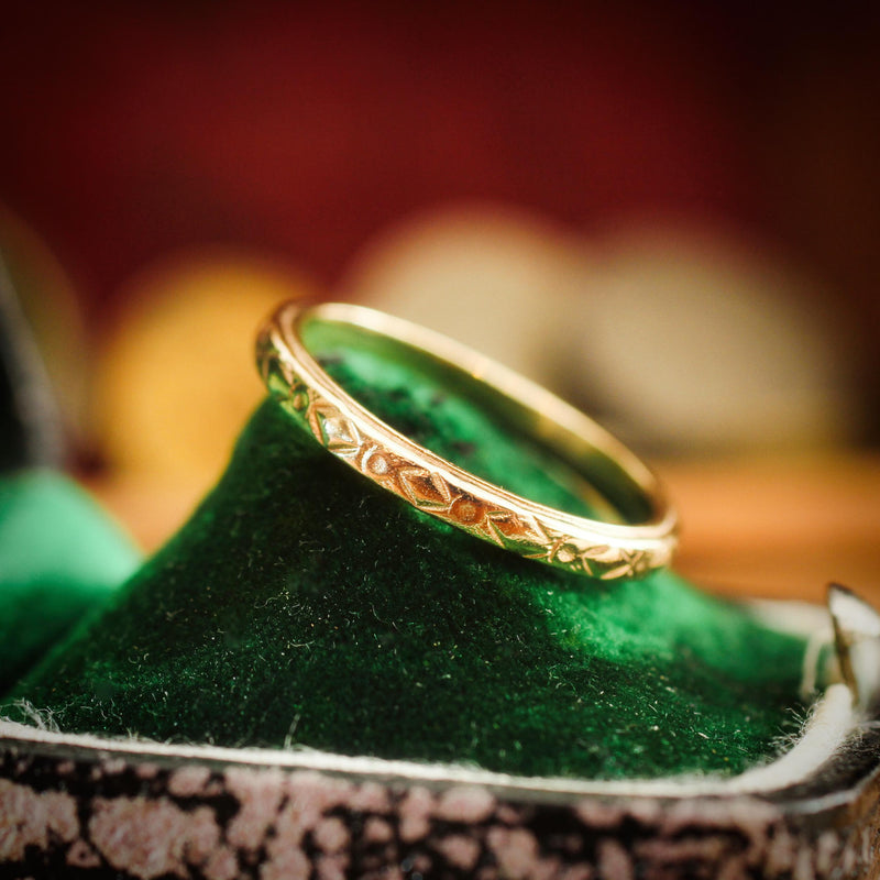 Vintage Style Slim 9ct Gold Wedding Ring