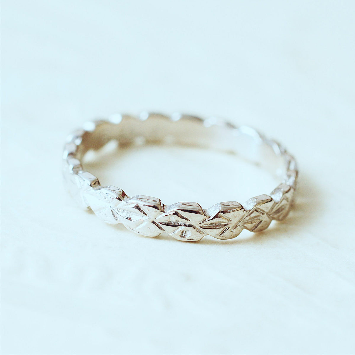 Vintage Style 'Leaves' White Gold Wedding Ring