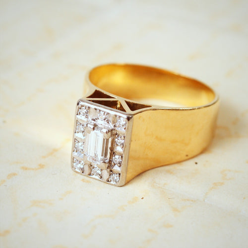 Exciting! Statement Mid Century Diamond Cluster Band