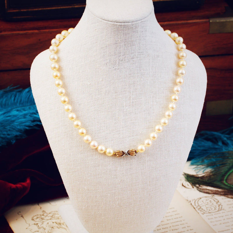 Creme de la Creme Vintage Cultured Pearl Necklace