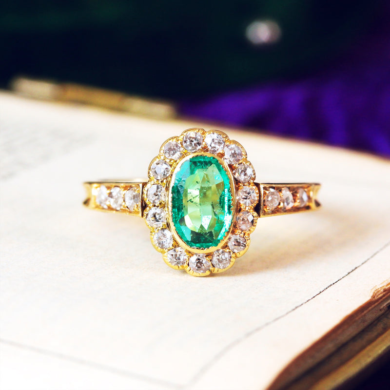 Vintage Emerald & Diamond Cluster Ring