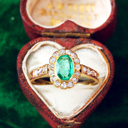 Vintage Emerald & Diamond Cluster Ring