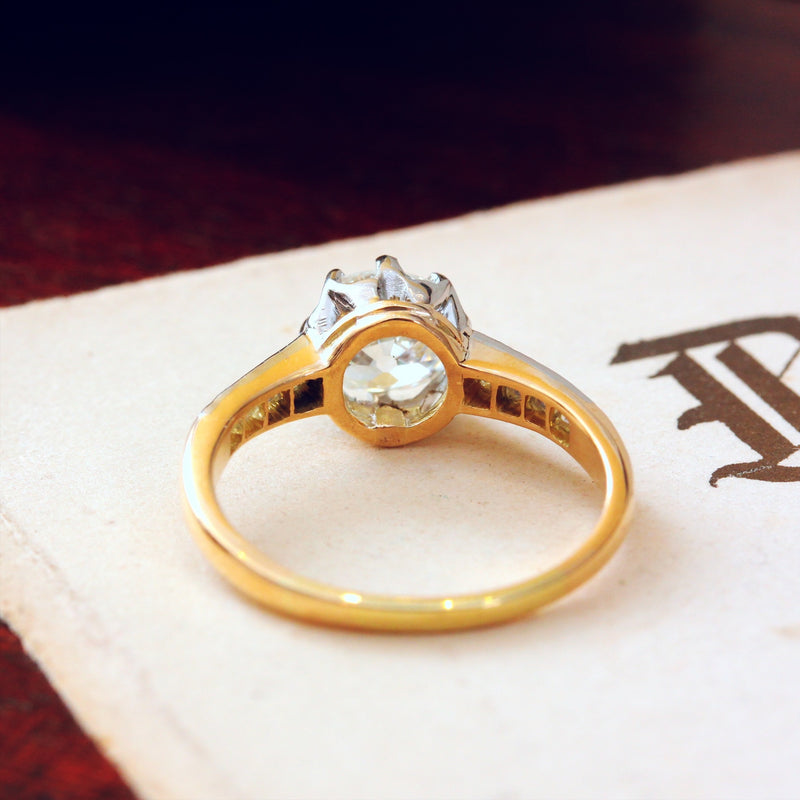 Much Desired Beauty!! Vintage Diamond Engagement Ring