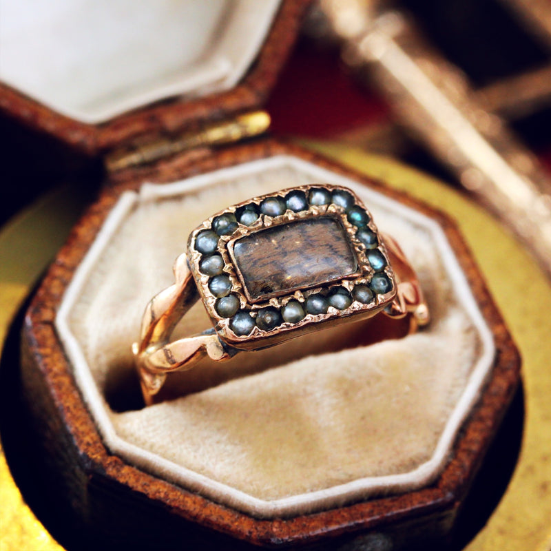 Antique Victorian 9ct Victorian Mourning Ring