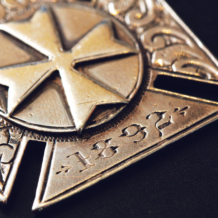 Date 1892 Victorian Silver Maltese Cross Medal Chain Fetheray date-1892-victorian-silver-maltese-cross-medal-chain-fetheray